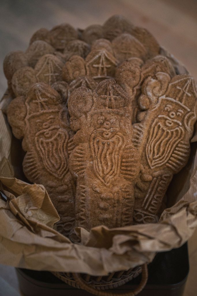 Biscuits spéculoos artisanaux en panier, Croquez Nature Ath